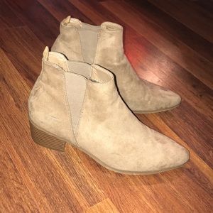 9 Nude Ankle Booties